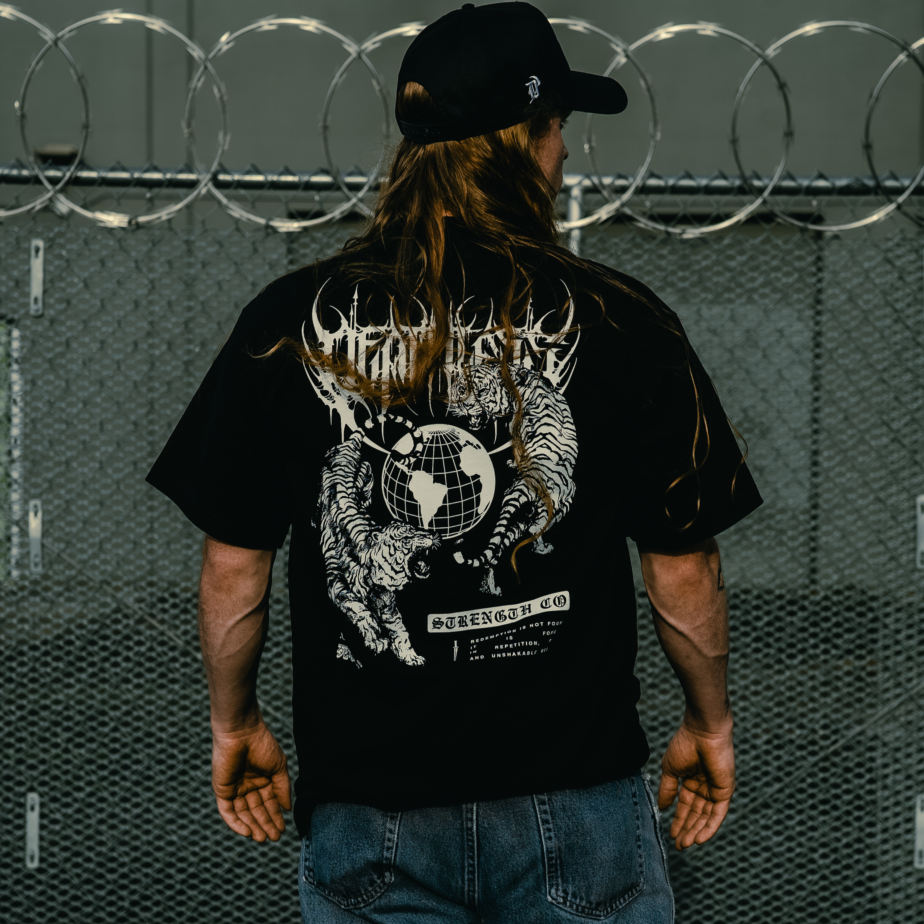 "TIGER" OVERSIZED TEE